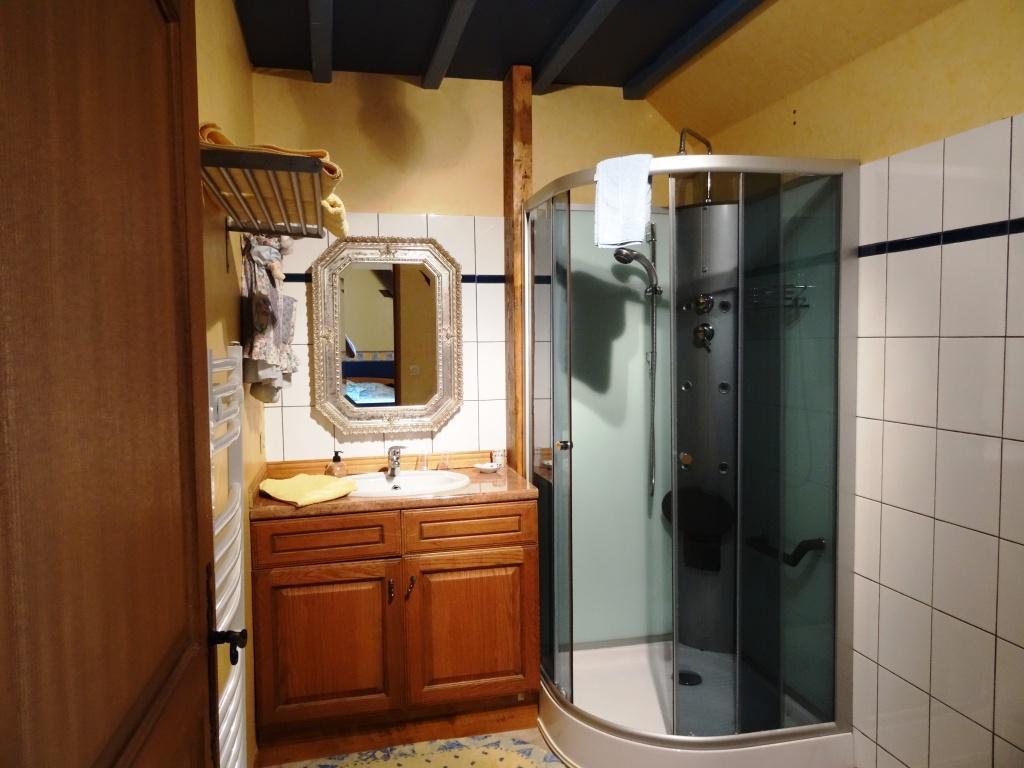 La Clef Des Champs Bed and Breakfast La Roche-en-Brenil Rum bild