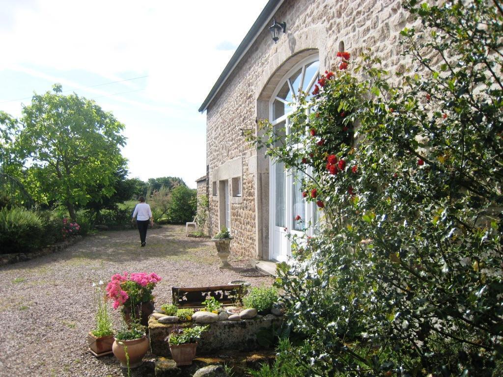La Clef Des Champs Bed and Breakfast La Roche-en-Brenil Exteriör bild